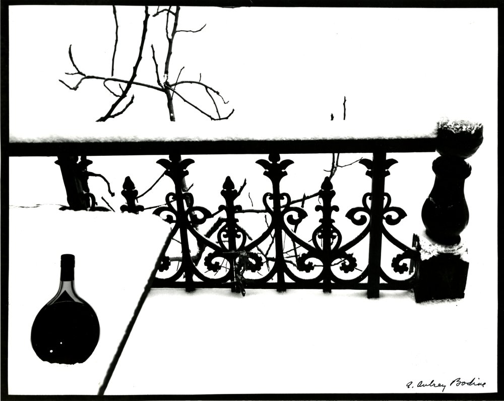 01-052 (click for large image)